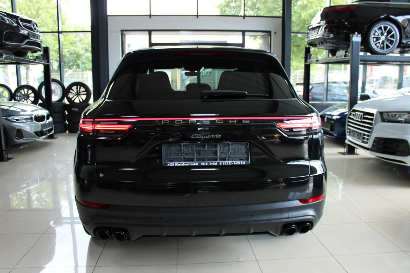 CAYENNE 3.0 V6 PLATINUM EDITION PANO ALU-21