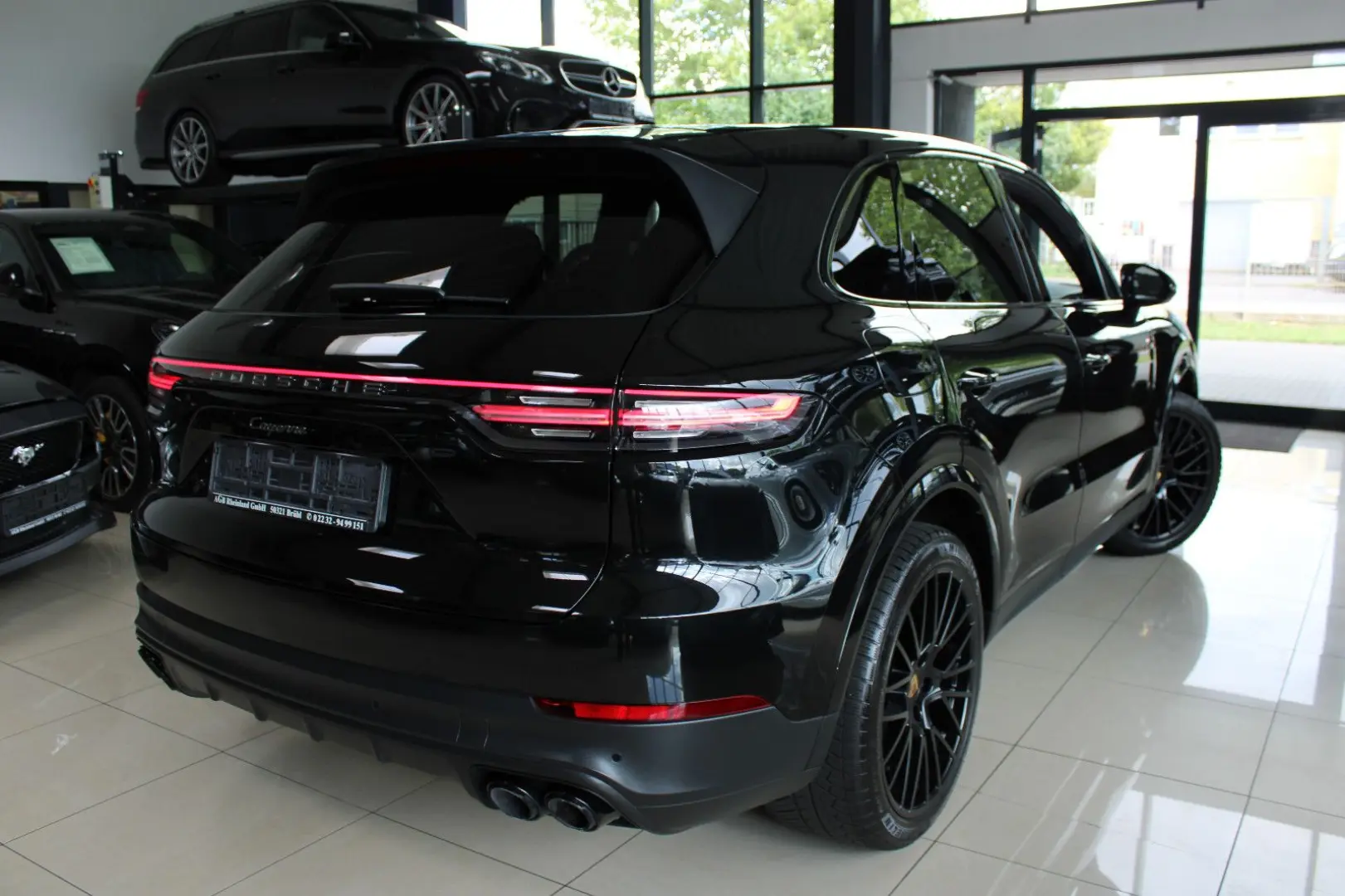 CAYENNE 3.0 V6 PLATINUM EDITION PANO ALU-21