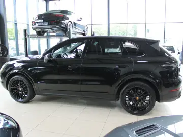 CAYENNE 3.0 V6 PLATINUM EDITION PANO ALU-21
