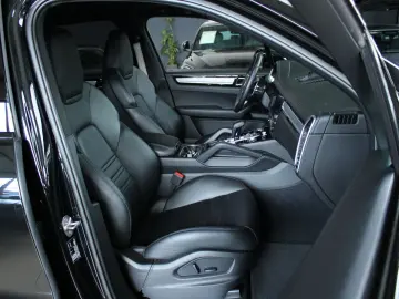 CAYENNE 3.0 V6 PLATINUM EDITION PANO ALU-21