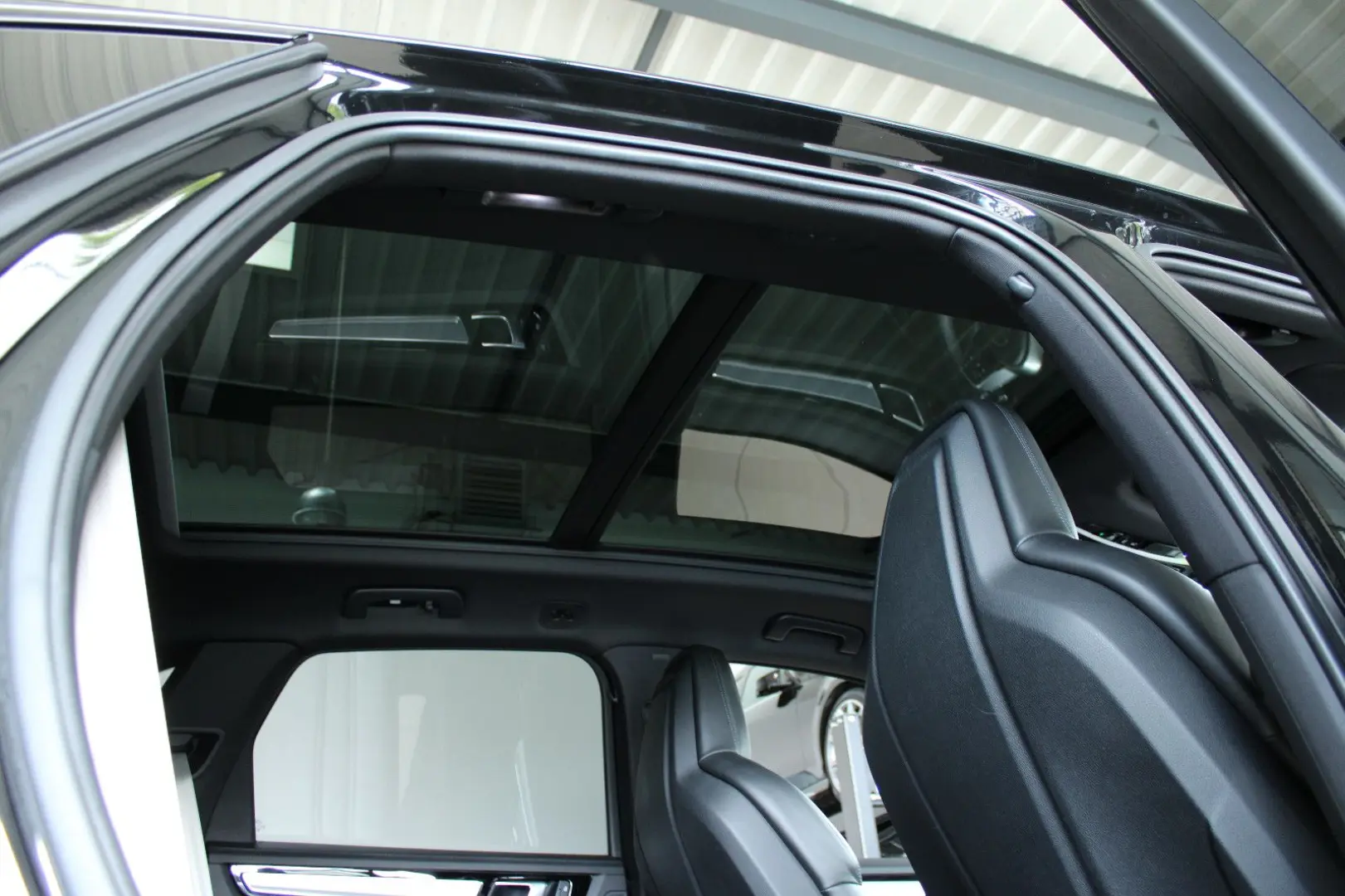 CAYENNE 3.0 V6 PLATINUM EDITION PANO ALU-21