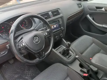 Volkswagen Jetta 2.0 TDI Comfortline
