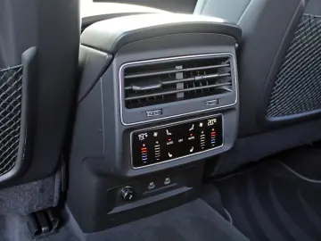 Audi Q7 50TDI qu S LINE BLACK PANO