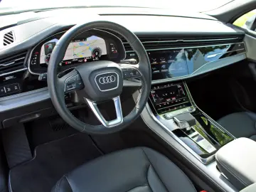 Audi Q7 50TDI qu S LINE BLACK PANO