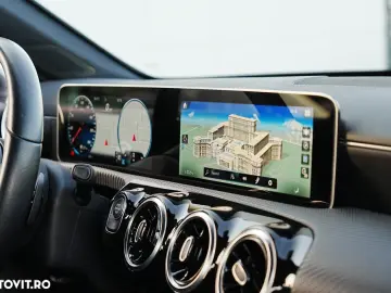 Mercedes-Benz CLA 180 7G-DCT
