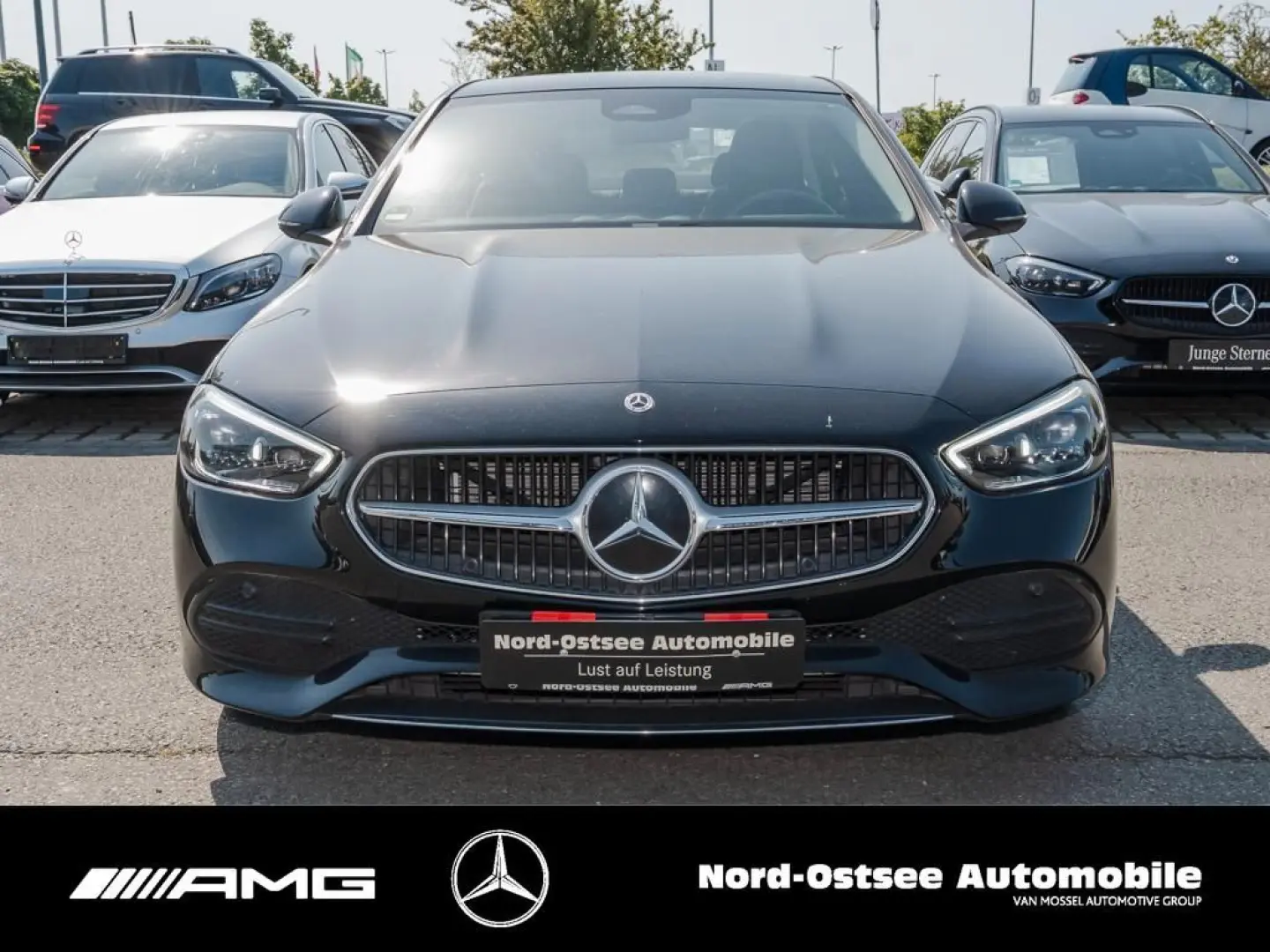 C 300 AVANTGARDE 4M PANO BURMESTER AHK KAMERA
