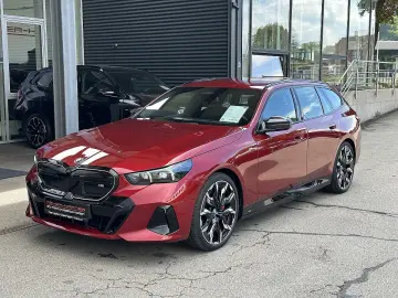 i5 M60 Touring xDrive 81 2kWh