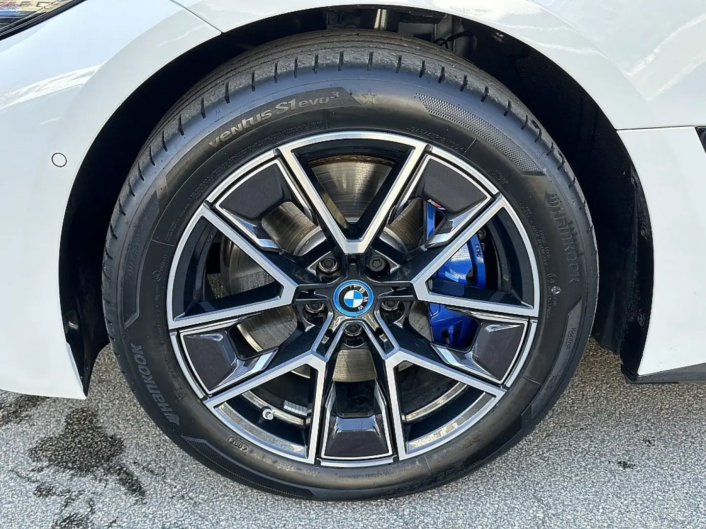 i4 eDrive40 PHEV Gran Coupe