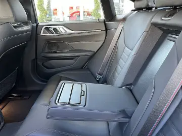 i4 eDrive40 PHEV Gran Coupe