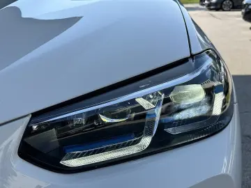 X4 M40i Aut. / AHK / Pano / Head Up / Sportsitz