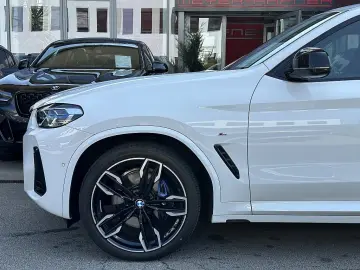 X4 M40i Aut. / AHK / Pano / Head Up / Sportsitz