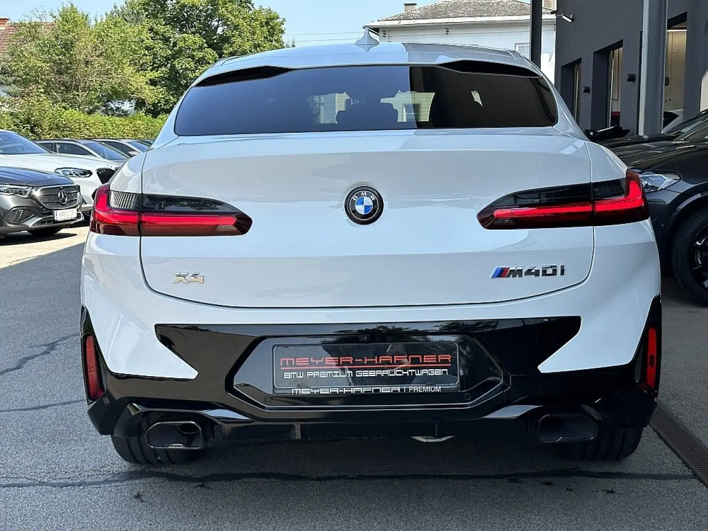 X4 M40i Aut. / AHK / Pano / Head Up / Sportsitz