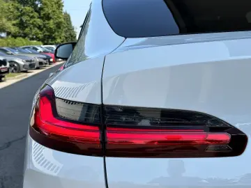 X4 M40i Aut. / AHK / Pano / Head Up / Sportsitz