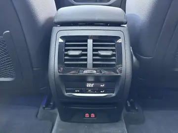 X4 M40i Aut. / AHK / Pano / Head Up / Sportsitz
