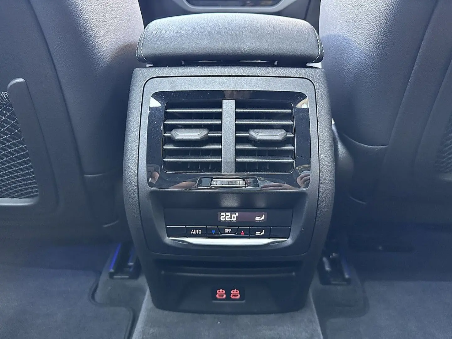 X4 M40i Aut. / AHK / Pano / Head Up / Sportsitz