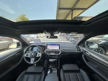 X4 M40i Aut. / AHK / Pano / Head Up / Sportsitz