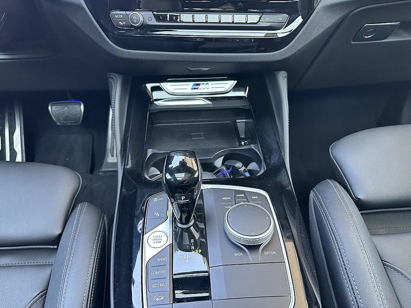 X4 M40i Aut. / AHK / Pano / Head Up / Sportsitz