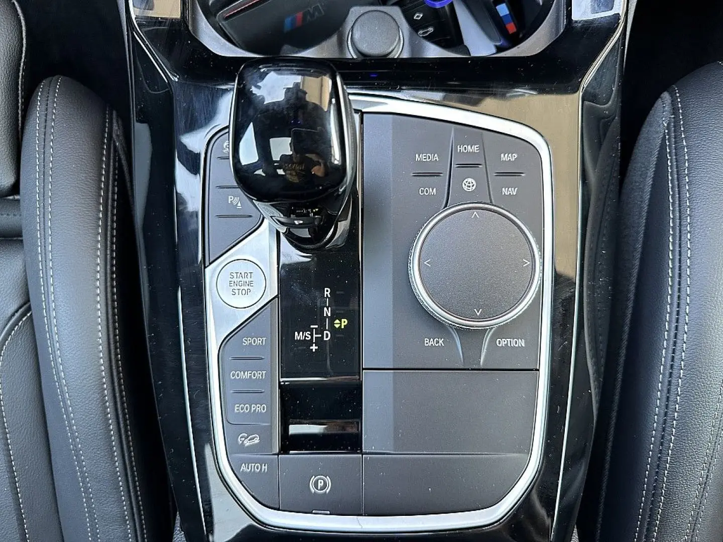 X4 M40i Aut. / AHK / Pano / Head Up / Sportsitz