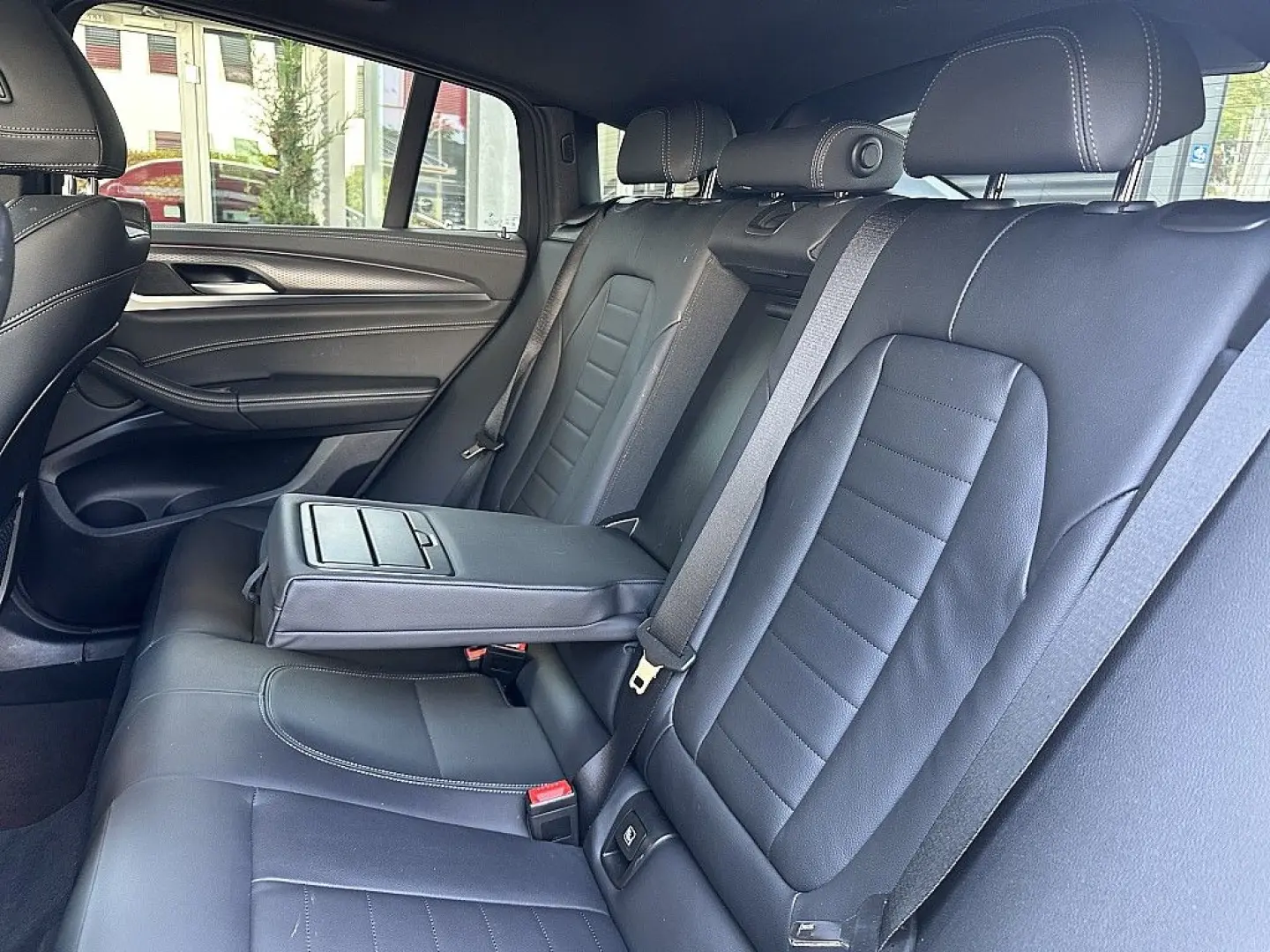 X4 M40i 48 V Aut. M-Paket, AHK, Head-Up, Pano...