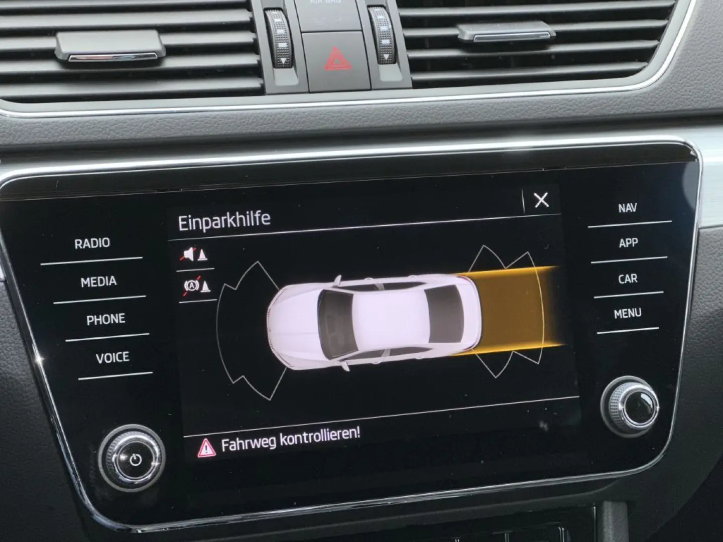 Superb 2.0 TSI 4x4 DSG Style el.Sitze,CarPlay,Vi