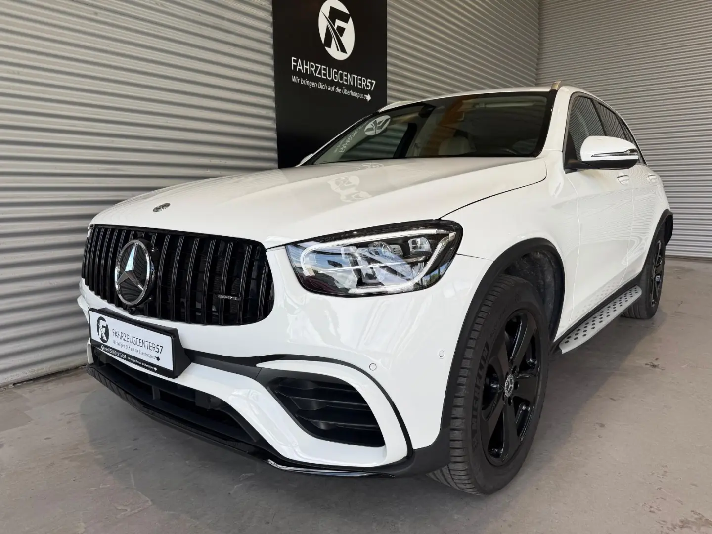 GLC 300 4MATIC/RÜCKFAHRKAMERA/CARPLAY/LED