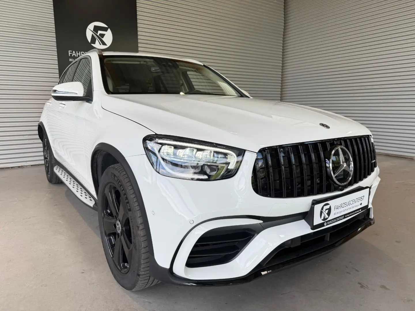 GLC 300 4MATIC/RÜCKFAHRKAMERA/CARPLAY/LED