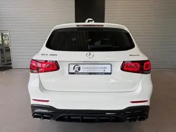 GLC 300 4MATIC/RÜCKFAHRKAMERA/CARPLAY/LED