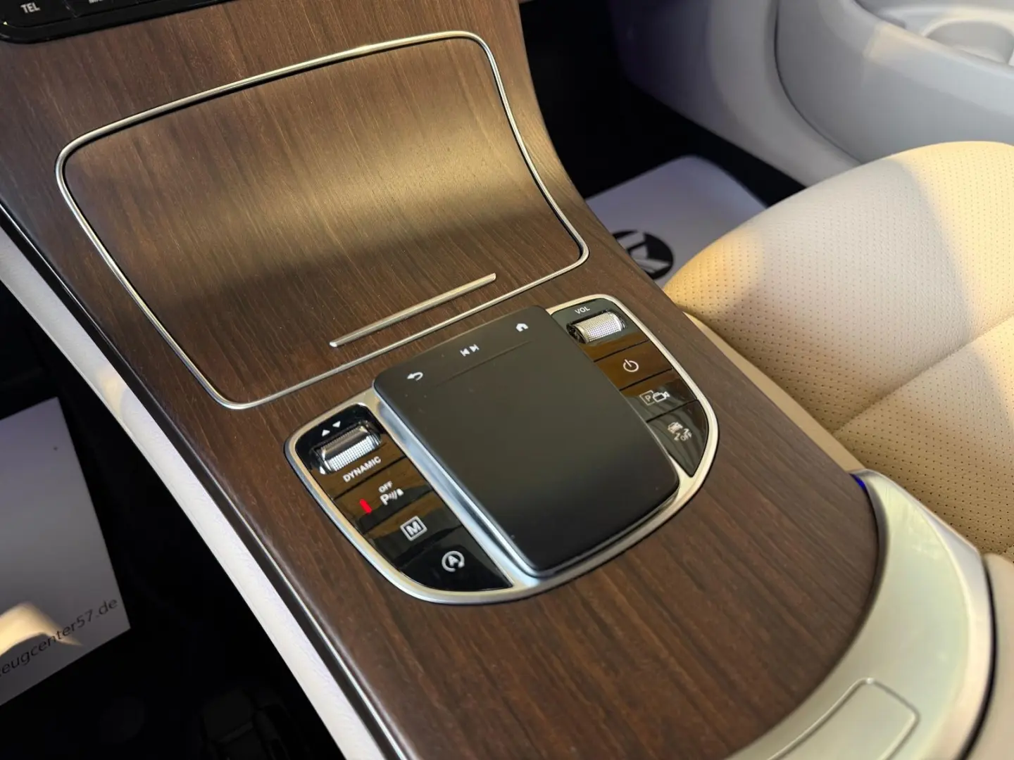 GLC 300 4MATIC/RÜCKFAHRKAMERA/CARPLAY/LED