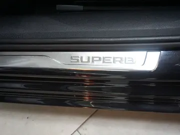 Superb 2.0TSI DSG Sportline 4x4 Virtual Navi LED