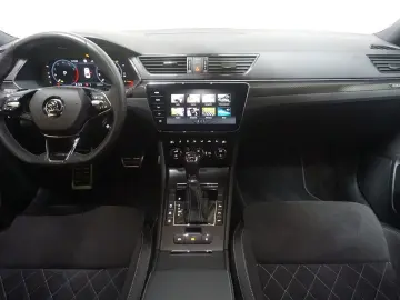 Superb 2.0TSI DSG Sportline 4x4 Virtual Navi LED