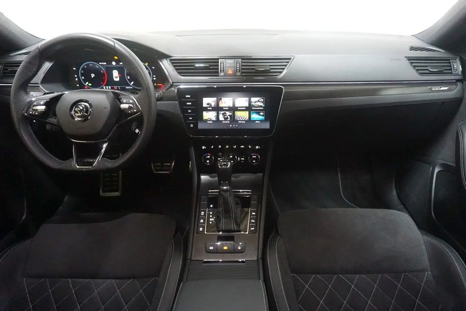 Superb 2.0TSI DSG Sportline 4x4 Virtual Navi LED