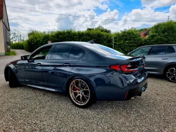 BMW M5 Baureihe M5 Lim. CS Edition. Carbon-Packet