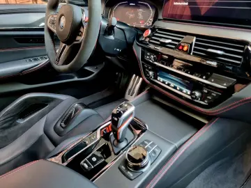 BMW M5 Baureihe M5 Lim. CS Edition. Carbon-Packet
