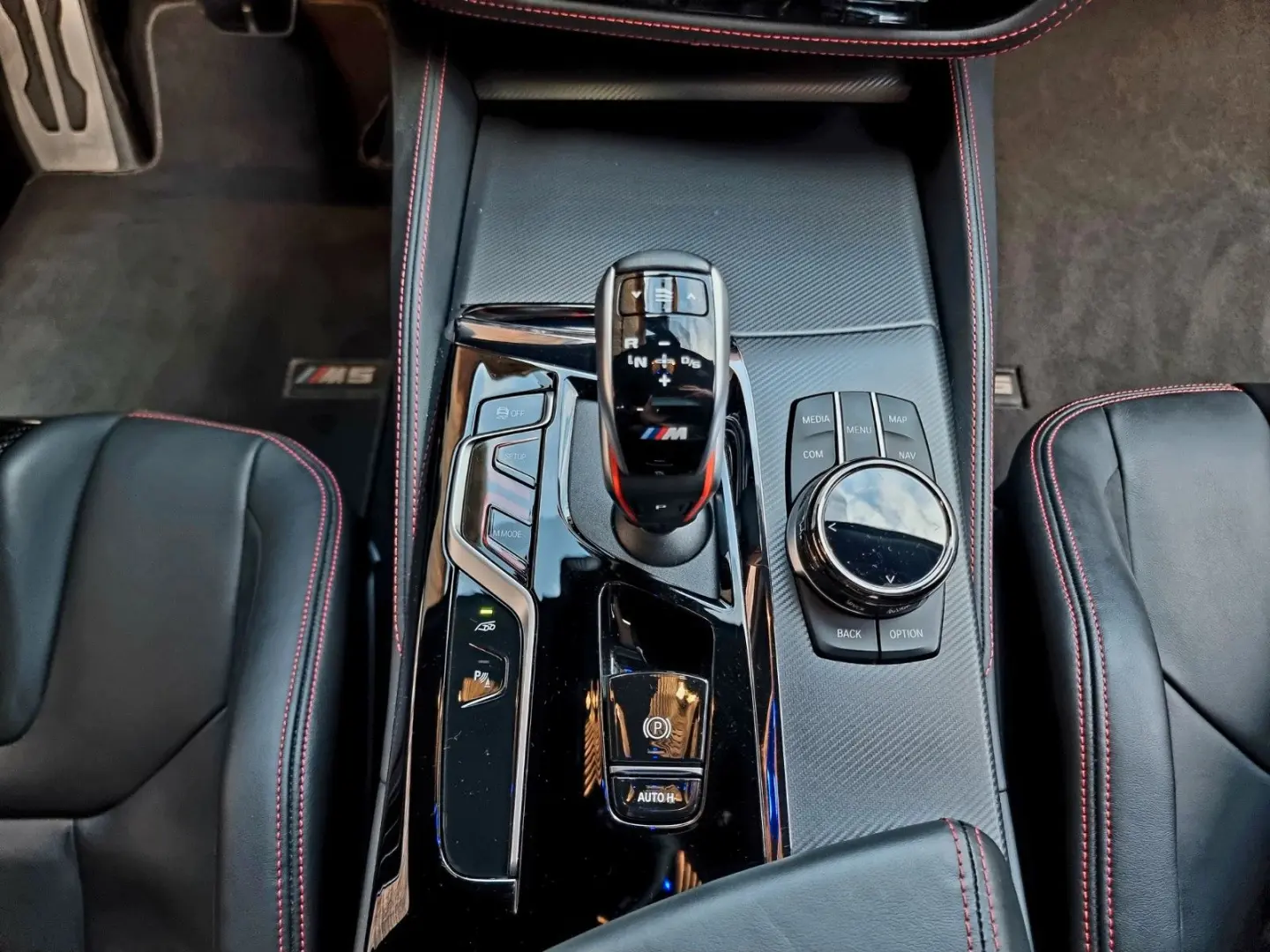 BMW M5 Baureihe M5 Lim. CS Edition. Carbon-Packet