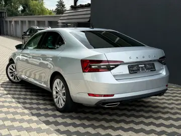 Superb Lim. Style 4x4 Navi Alcantara Memory Cant