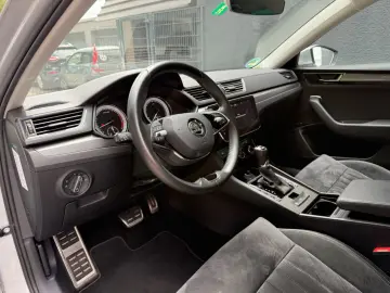 Superb Lim. Style 4x4 Navi Alcantara Memory Cant