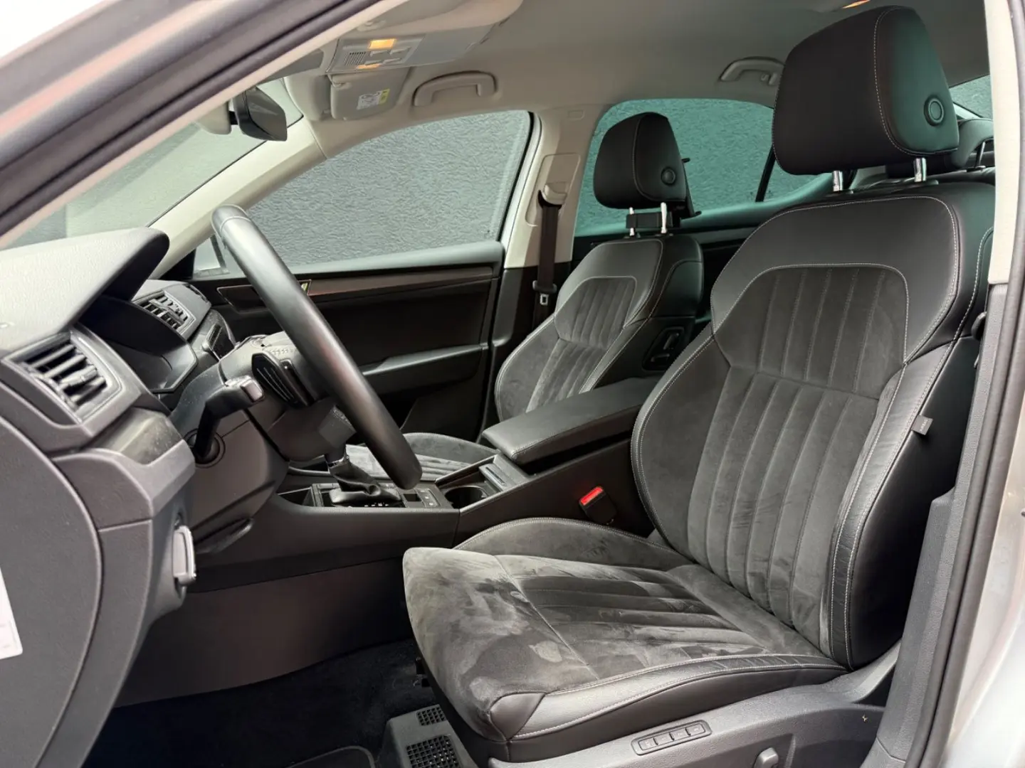 Superb Lim. Style 4x4 Navi Alcantara Memory Cant