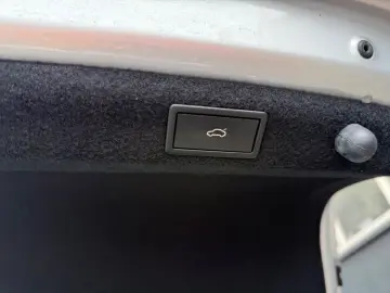 Superb Lim. Style 4x4 Navi Alcantara Memory Cant