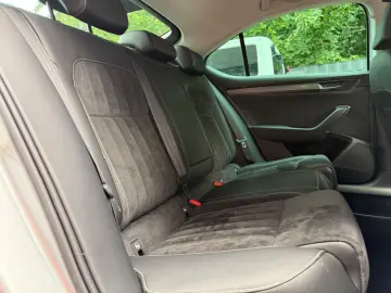 Superb Lim. Style 4x4 Navi Alcantara Memory Cant
