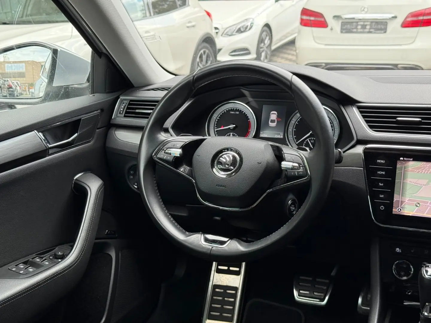 Superb Lim. Style 4x4 Navi Alcantara Memory Cant