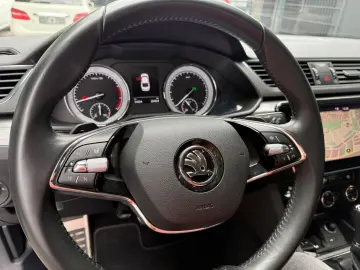Superb Lim. Style 4x4 Navi Alcantara Memory Cant