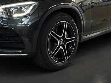 GLC 300 4M AMG Totwi. HUD LED SHZ Sport KeyLess