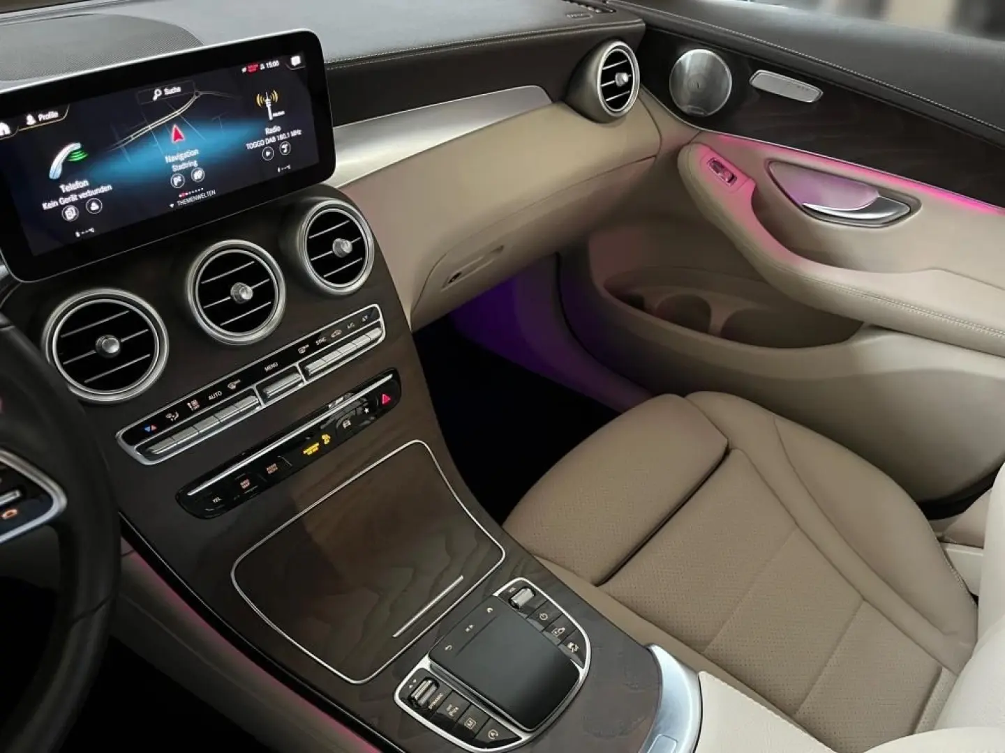 GLC 300 4M AMG Totwi. HUD LED SHZ Sport KeyLess