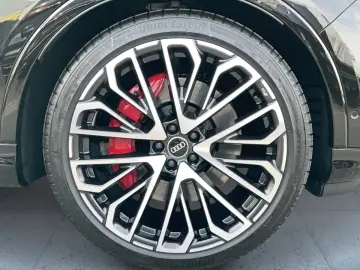 Audi Q7 60 TFSI e q. tiptr. S line Laser PANO