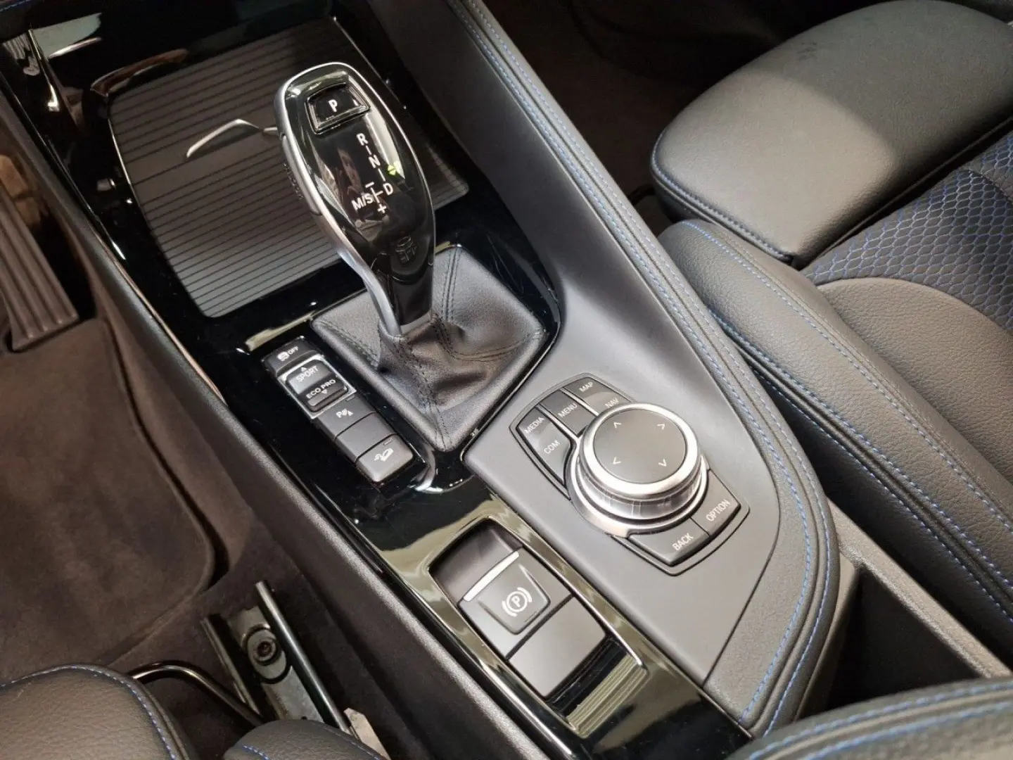 X1 xDrive20i Aut. M Sport Navi  DrAs  LED HiFi
