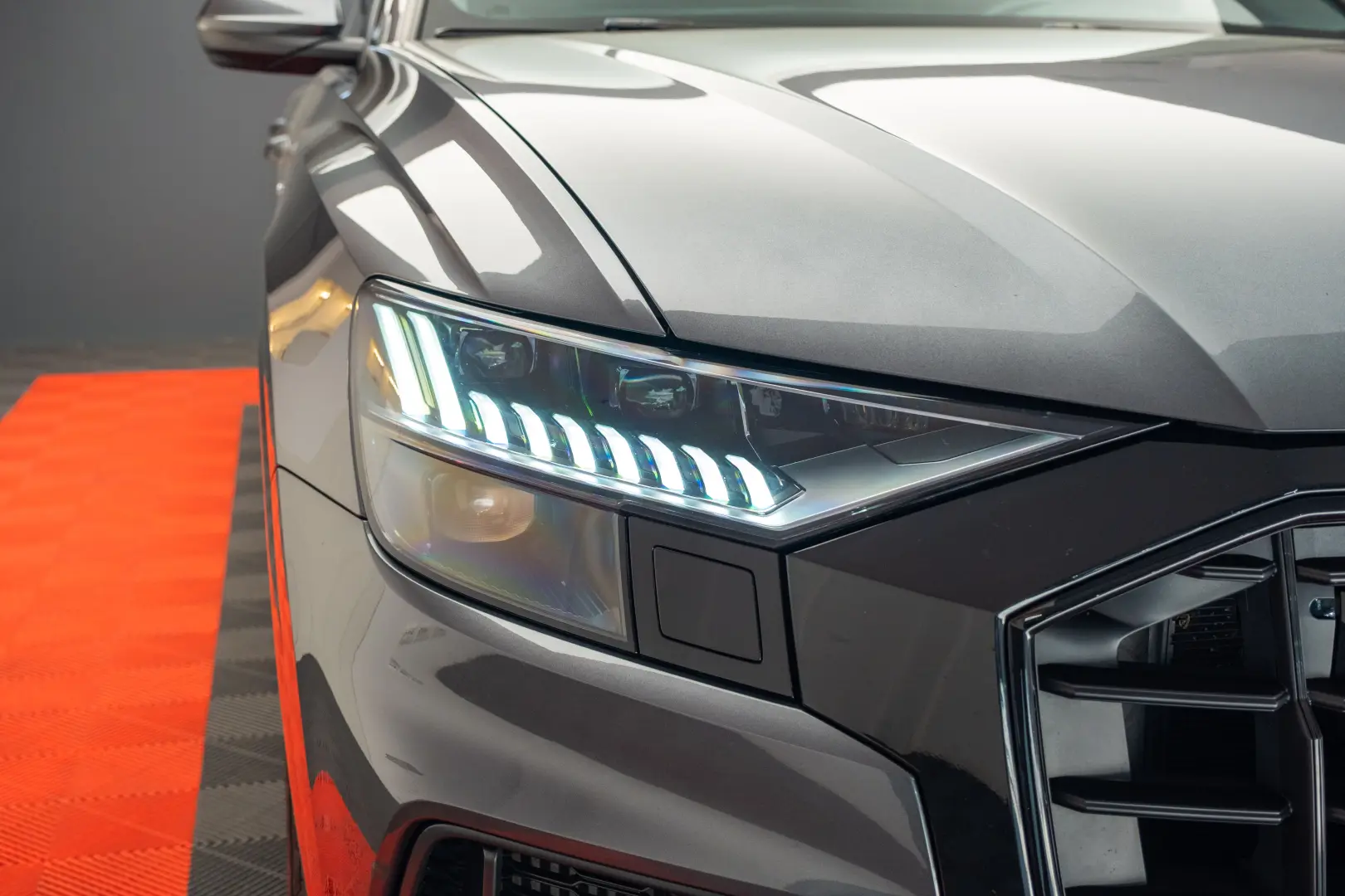 AUDI Q8 55 TFSI Quatrro S Line