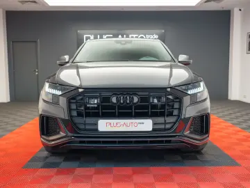 AUDI Q8 55 TFSI Quatrro S Line