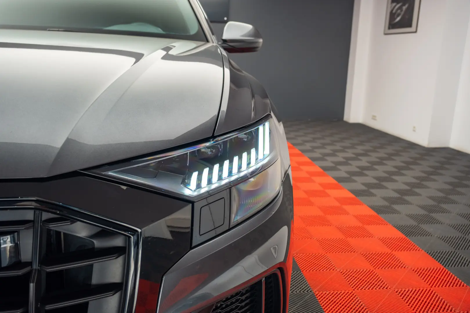 AUDI Q8 55 TFSI Quatrro S Line