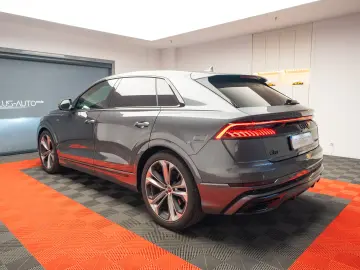 AUDI Q8 55 TFSI Quatrro S Line