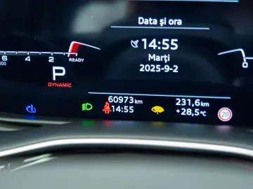 AUDI Q8 55 TFSI Quatrro S Line